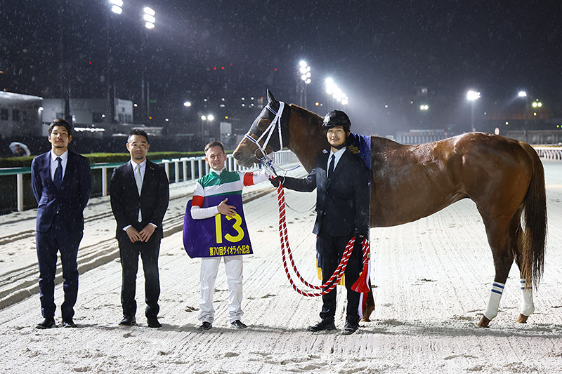 2025年 セラフィックコール　最後の直線、末脚発揮し連覇