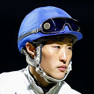 桑村 真明 写真