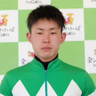 友森 翔太郎 写真