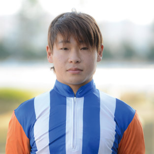 中島 龍也 写真