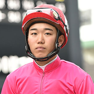 櫻井 光輔 写真