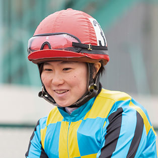 中島 良美 写真