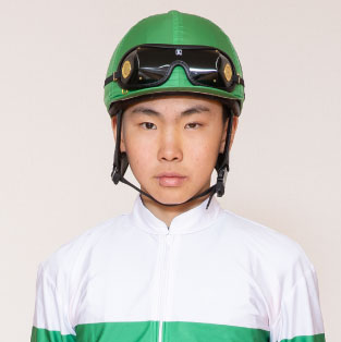 高橋 愛叶 写真