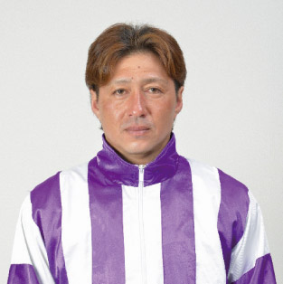 阿部 武臣 写真